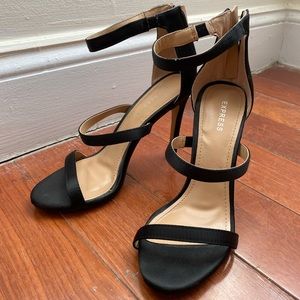 EXPRESS Black Heeled Strappy Sandals